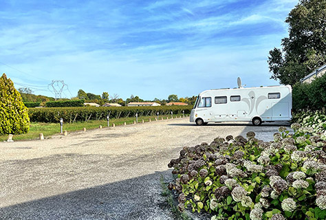 camping-car château Bertinerie